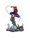 Figura diamond select toys marvel gallery spider - man diorama