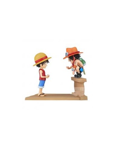 Figura banpresto one piece world collectable log stories luffy y ace 8cm