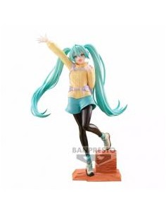 Figura banpresto hatsune miku holiday memories mountain climbing