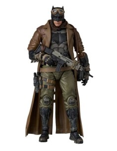 DC Comics Figura MAFEX Knightmare Batman Snyder´s Justice League Ver. 16 cm